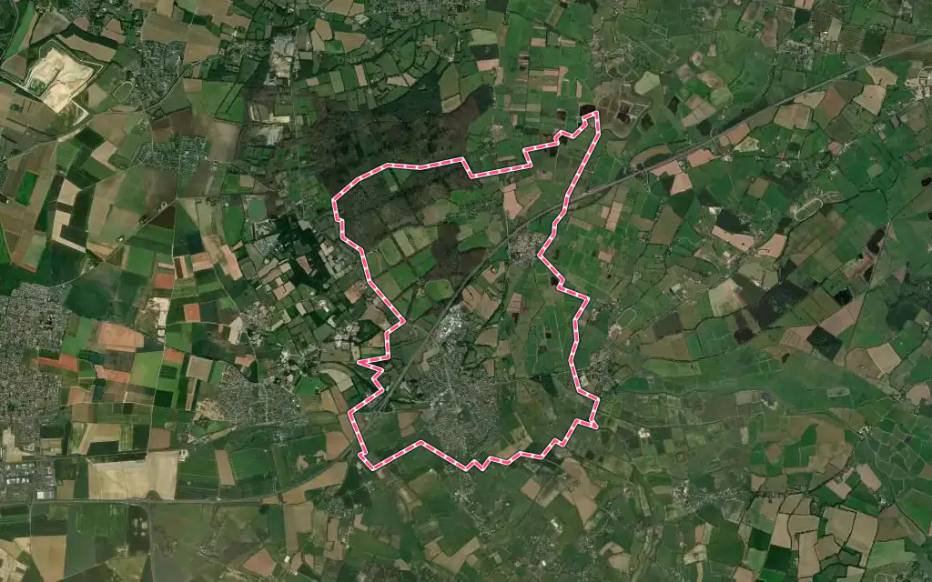 Vue satellite de Troarn avec ses contours administratifs