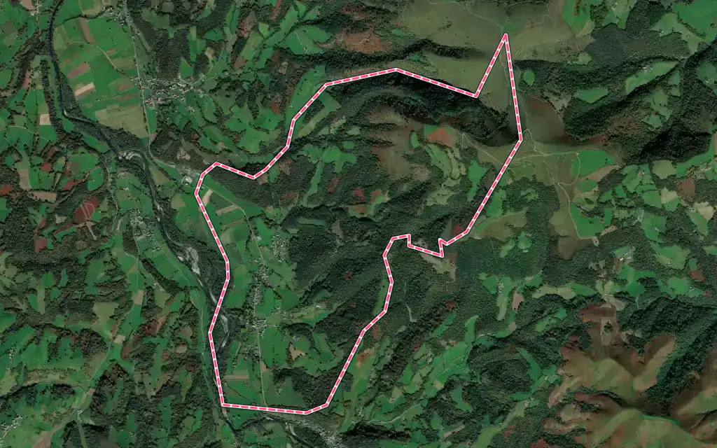 Vue satellite de Trois-Villes avec ses contours administratifs