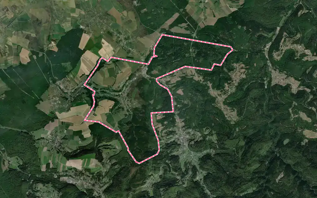 Vue satellite de Troisfontaines avec ses contours administratifs