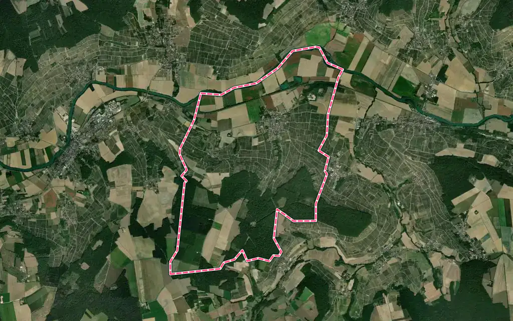Vue satellite de Troissy avec ses contours administratifs