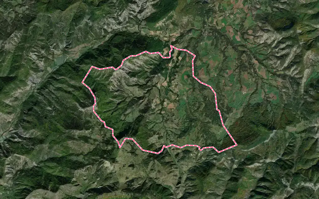 Vue satellite de Turriers avec ses contours administratifs