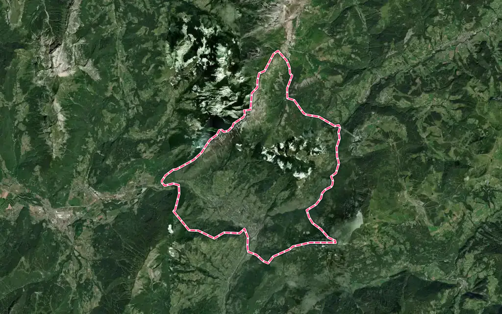 Vue satellite de Ugine avec ses contours administratifs