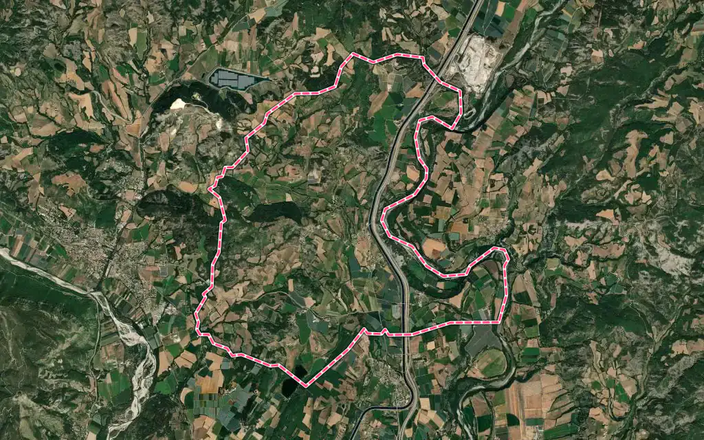 Vue satellite de Upaix avec ses contours administratifs