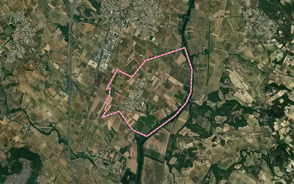 Vue satellite de Usclas-d'Hérault avec ses contours administratifs