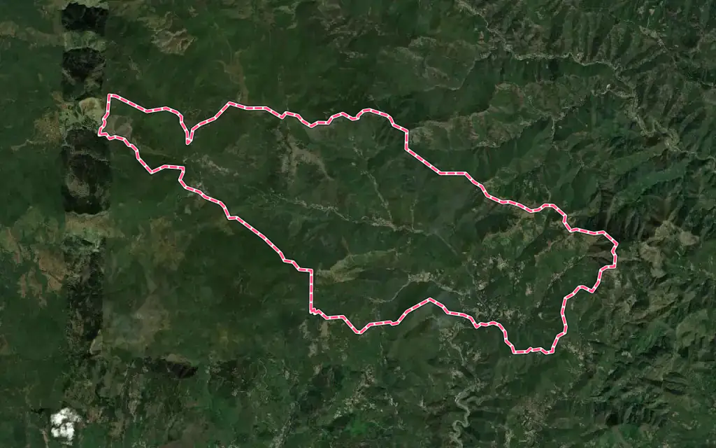 Vue satellite de Val-d'Aigoual avec ses contours administratifs