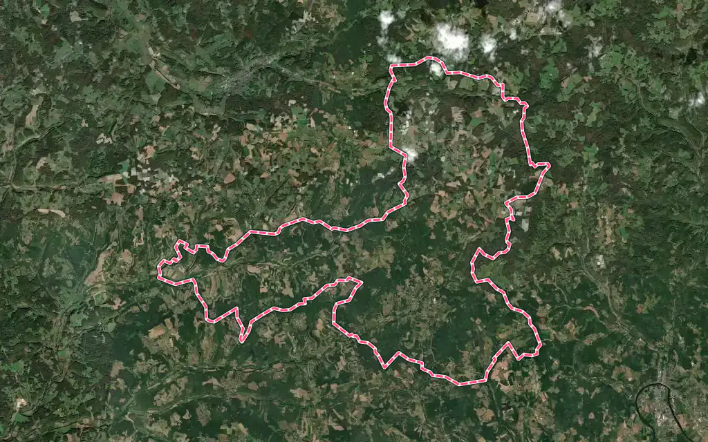 Vue satellite de Val de Louyre et Caudeau avec ses contours administratifs
