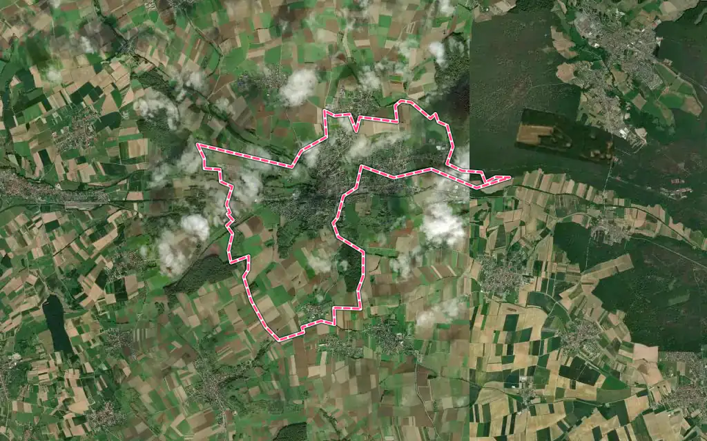 Vue satellite de Val-de-Moder avec ses contours administratifs