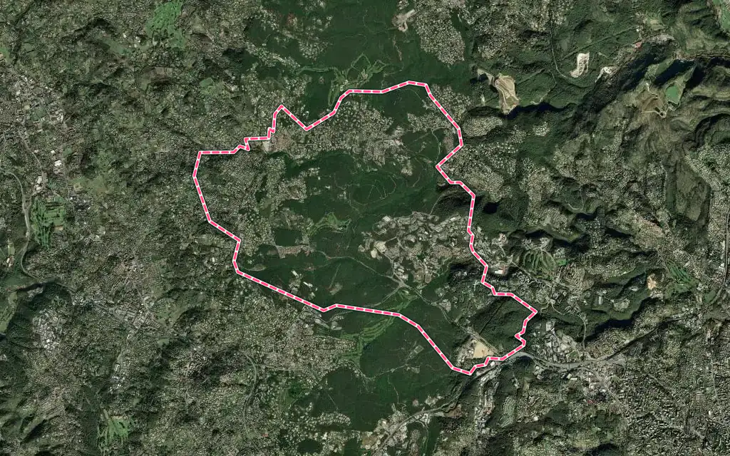 Vue satellite de Valbonne avec ses contours administratifs