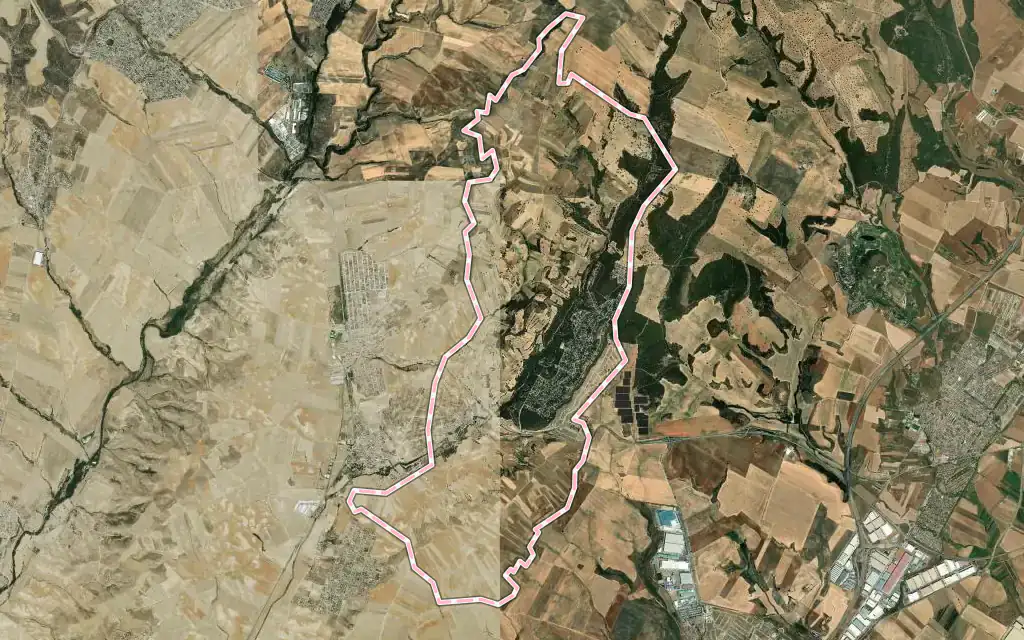 Vista satélite de Valdeaveruelo con su contorno administrativo