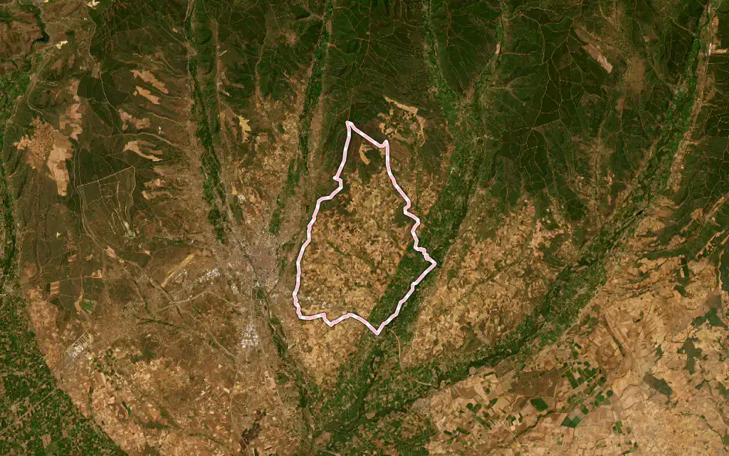 Vista satélite de Valdefresno con su contorno administrativo