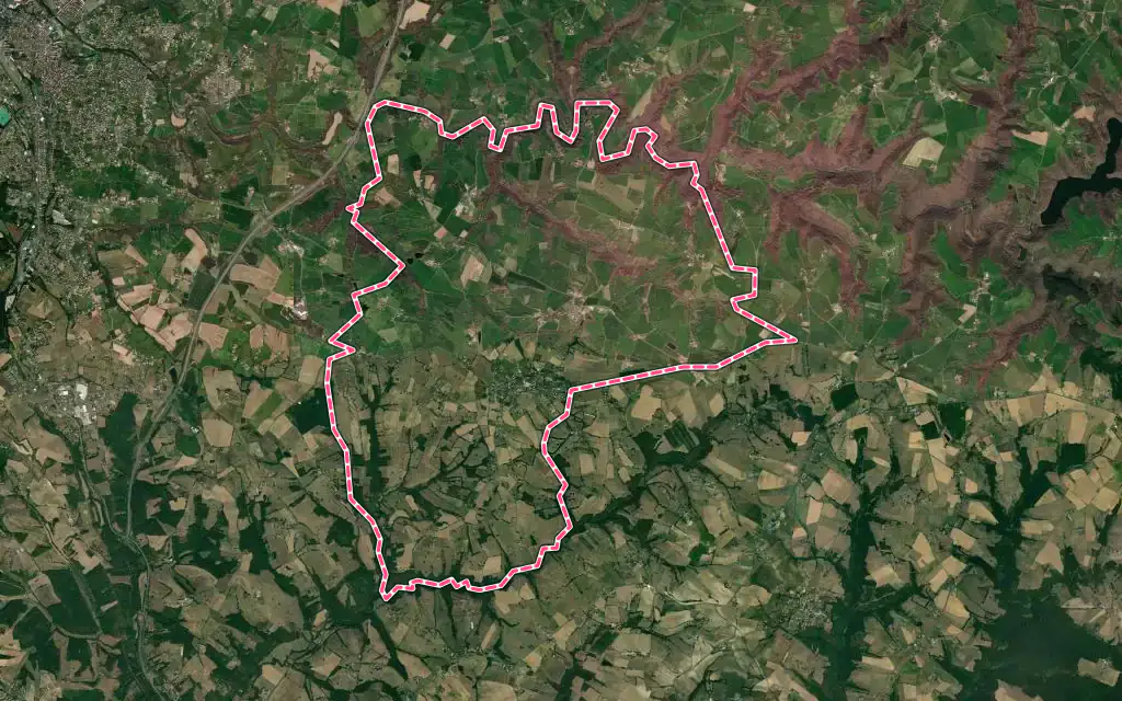 Vue satellite de Valderiès avec ses contours administratifs