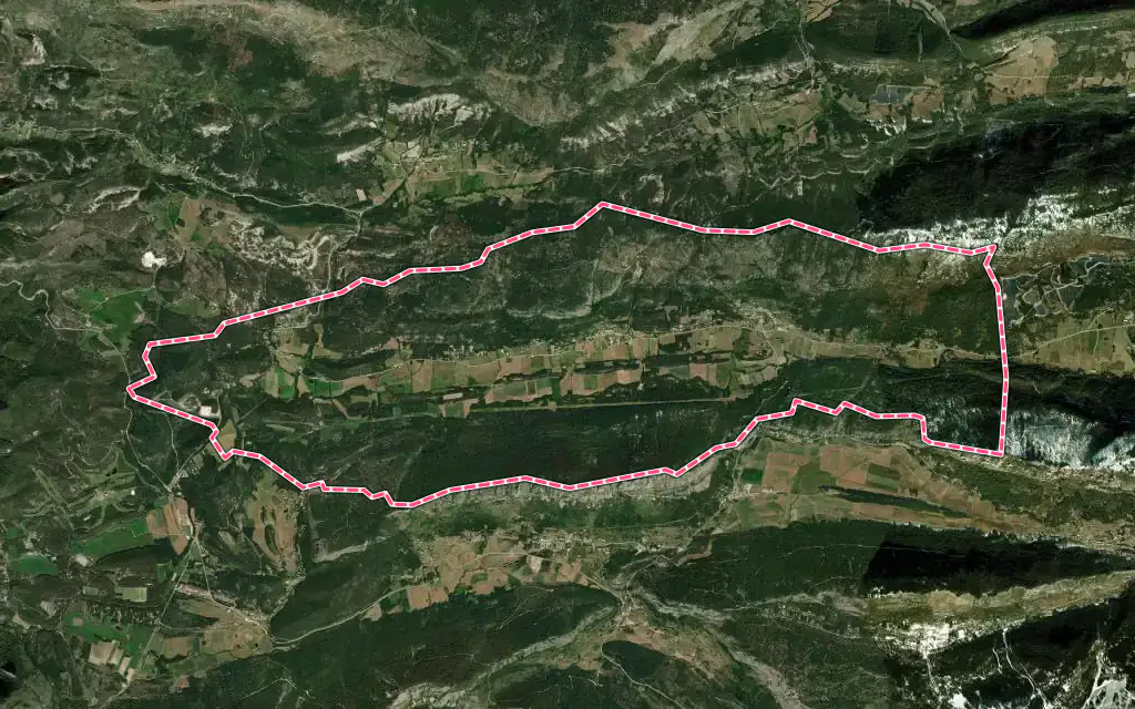 Vue satellite de Valderoure avec ses contours administratifs
