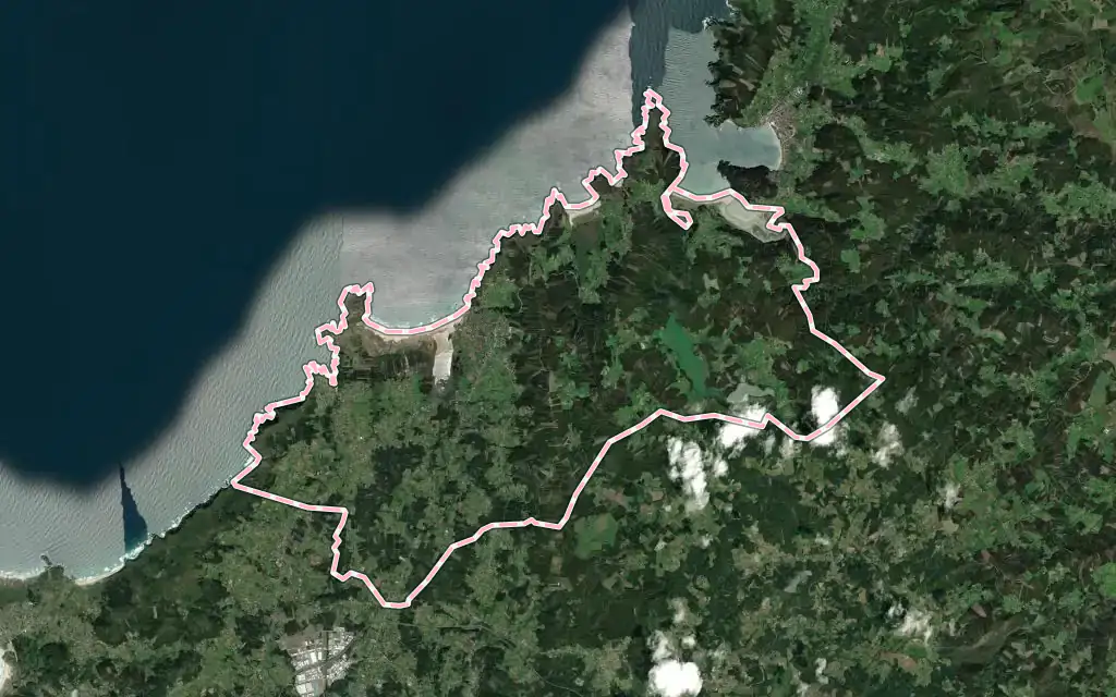 Vista satélite de Valdoviño con su contorno administrativo