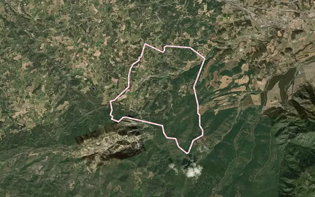 Vista satélite de Vallclara con su contorno administrativo