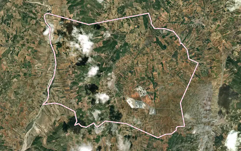 Vista satélite de Vall d'Alba con su contorno administrativo