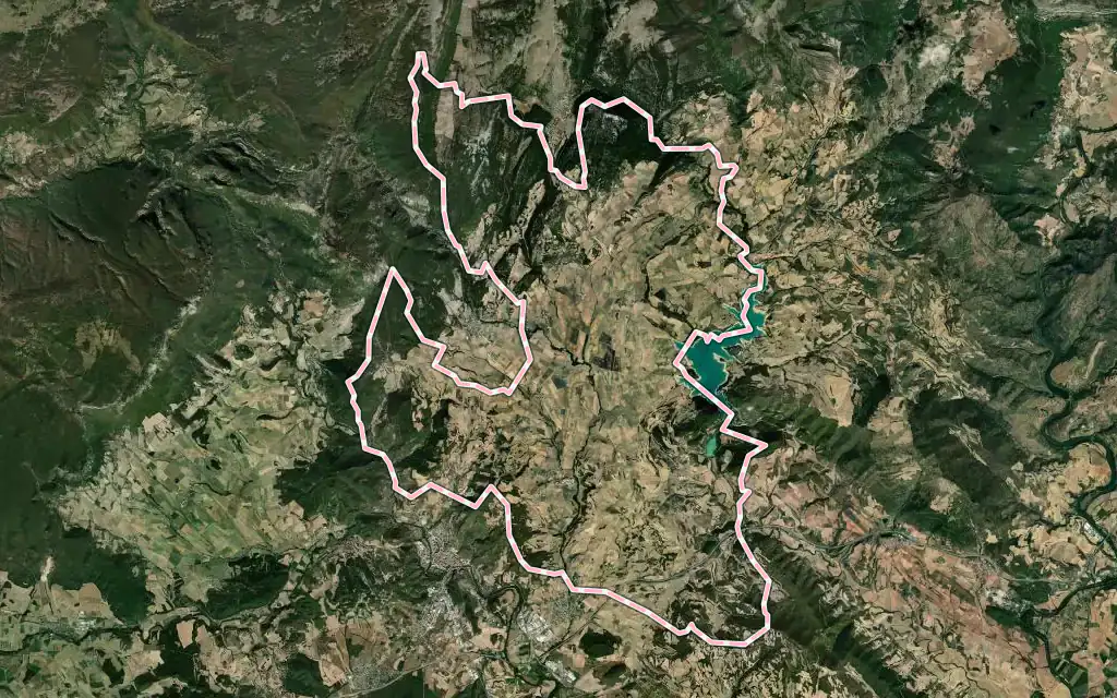 Vista satélite de Valle de Yerri / Deierri con su contorno administrativo