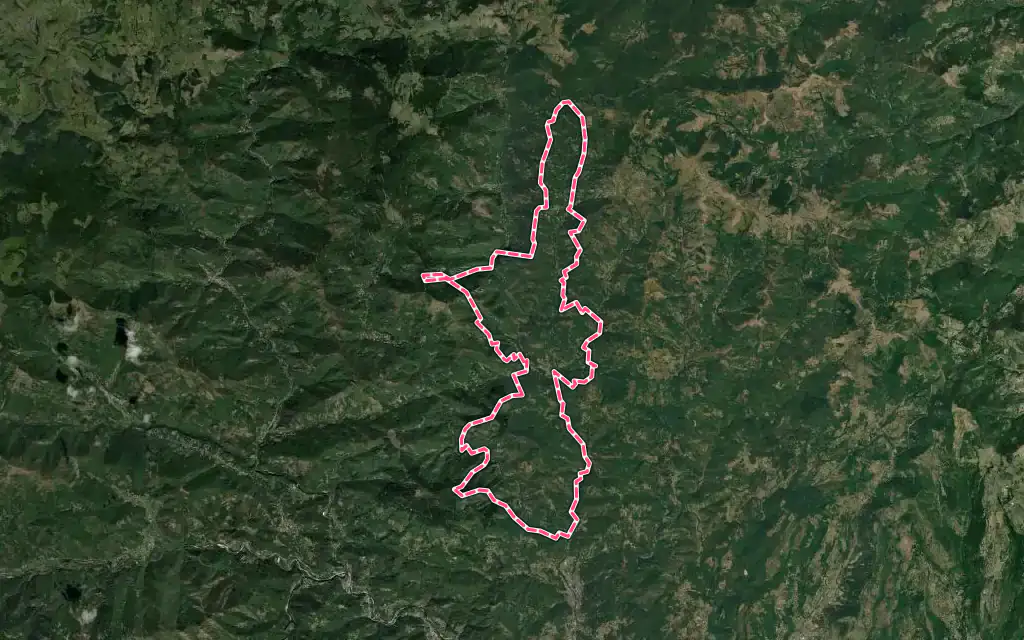 Vue satellite de Vallées-d'Antraigues-Asperjoc avec ses contours administratifs