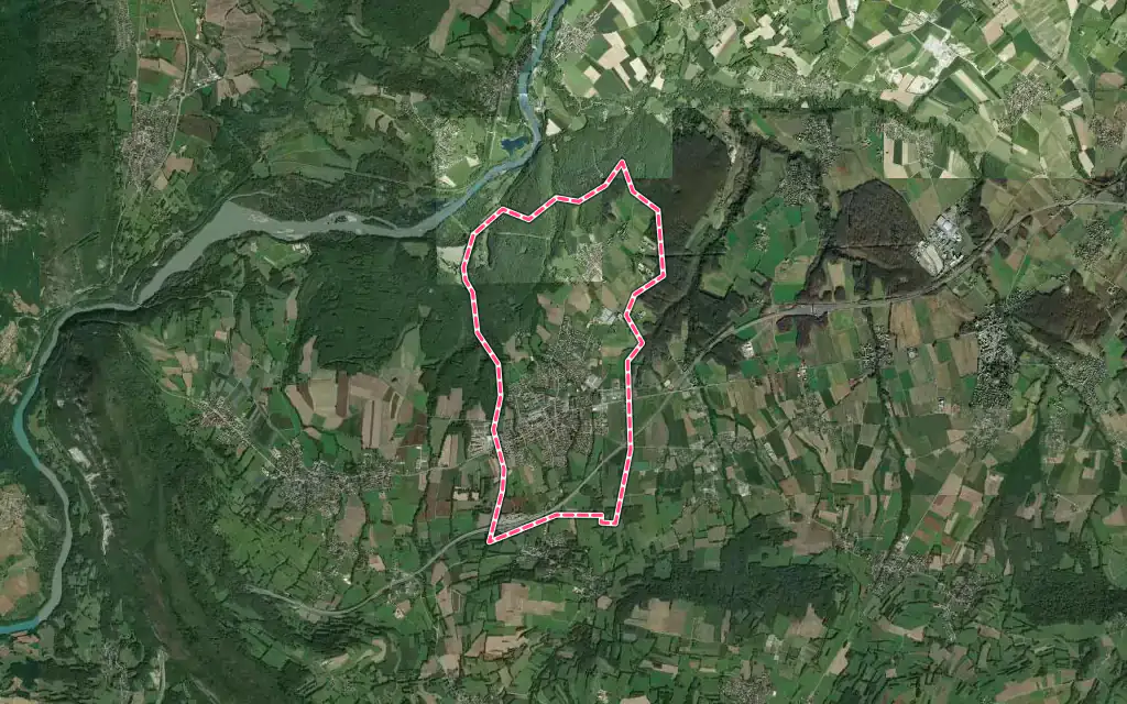 Vue satellite de Valleiry avec ses contours administratifs