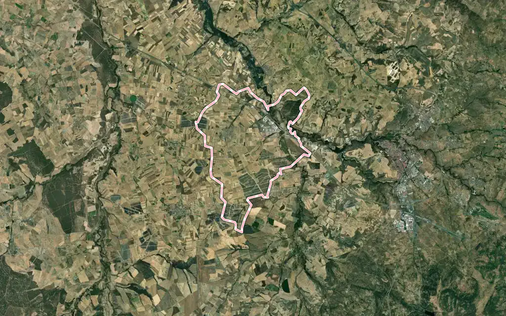 Vista satélite de Valverde del Majano con su contorno administrativo