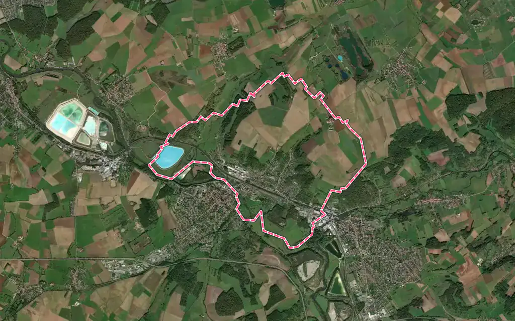 Vue satellite de Varangéville avec ses contours administratifs