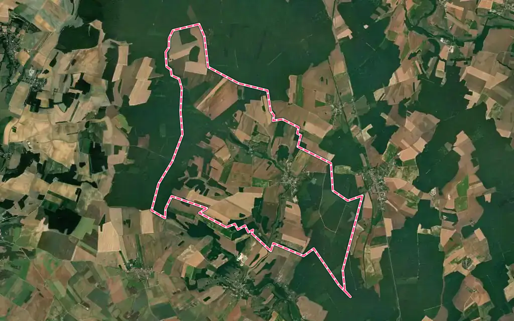 Vue satellite de Vars avec ses contours administratifs