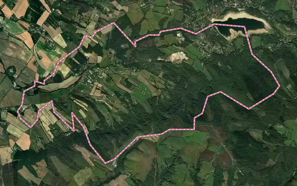 Vue satellite de Vaudreuille avec ses contours administratifs