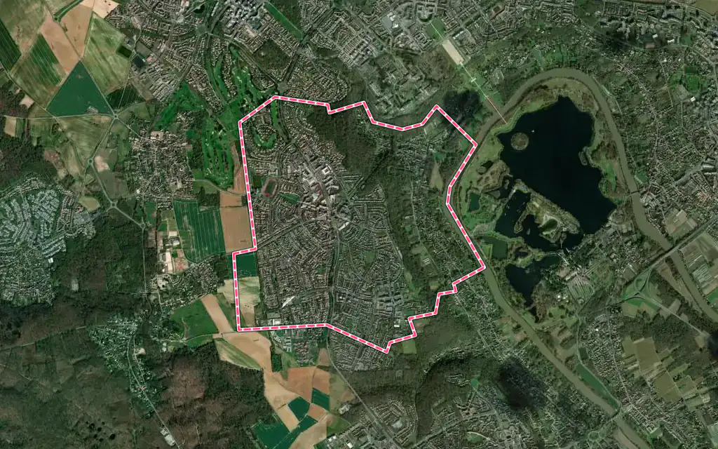 Vue satellite de Vauréal avec ses contours administratifs