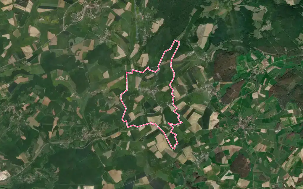 Vue satellite de Velleminfroy avec ses contours administratifs