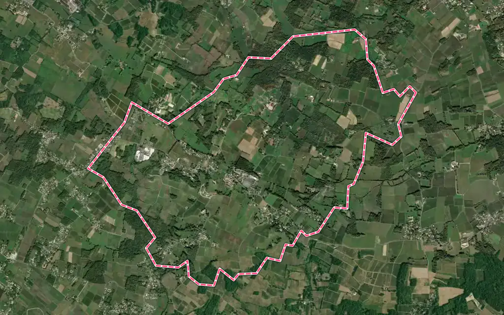 Vue satellite de Vérac avec ses contours administratifs
