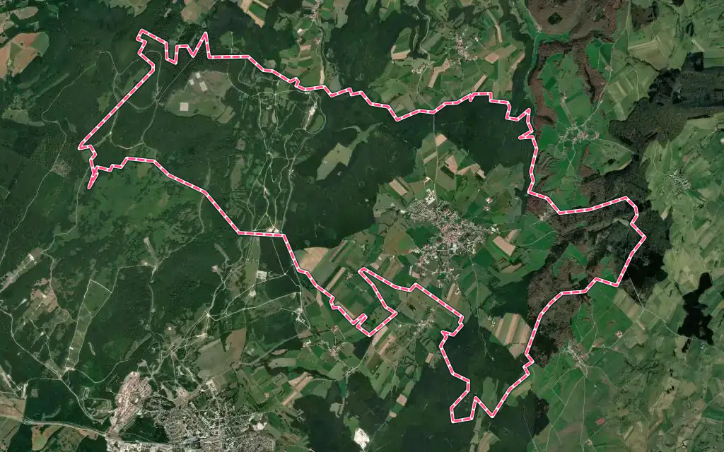 Vue satellite de Vercel-Villedieu-le-Camp avec ses contours administratifs