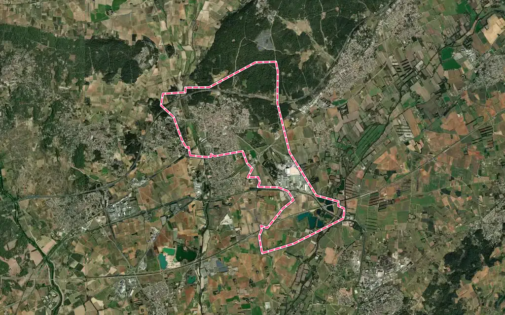 Vue satellite de Vergèze avec ses contours administratifs
