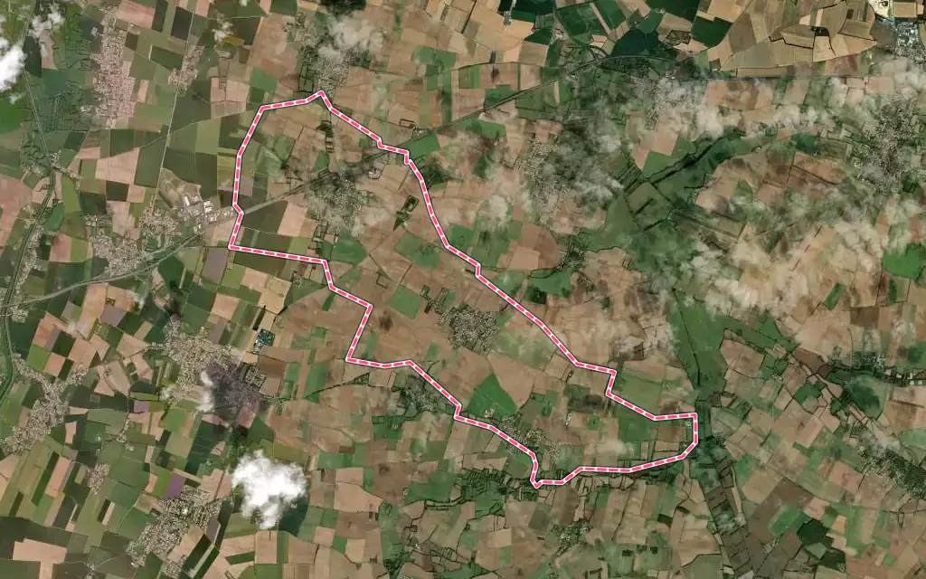 Vue satellite de Vérines avec ses contours administratifs