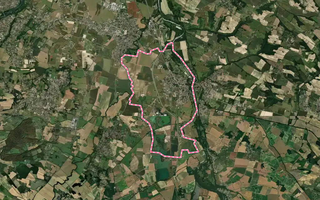 Vue satellite de Vernet avec ses contours administratifs