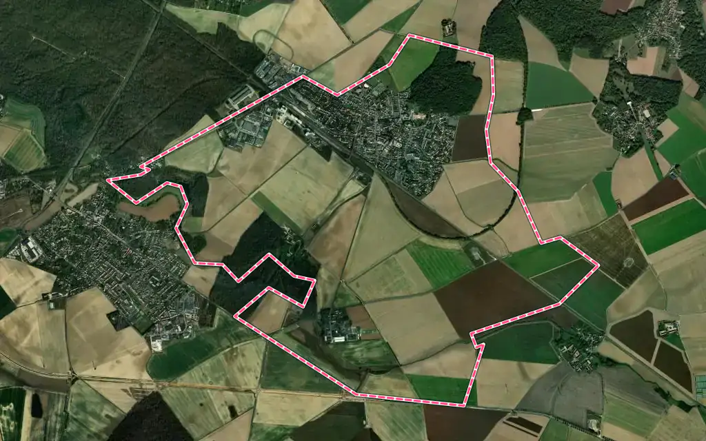 Vue satellite de Verneuil-l'Étang avec ses contours administratifs