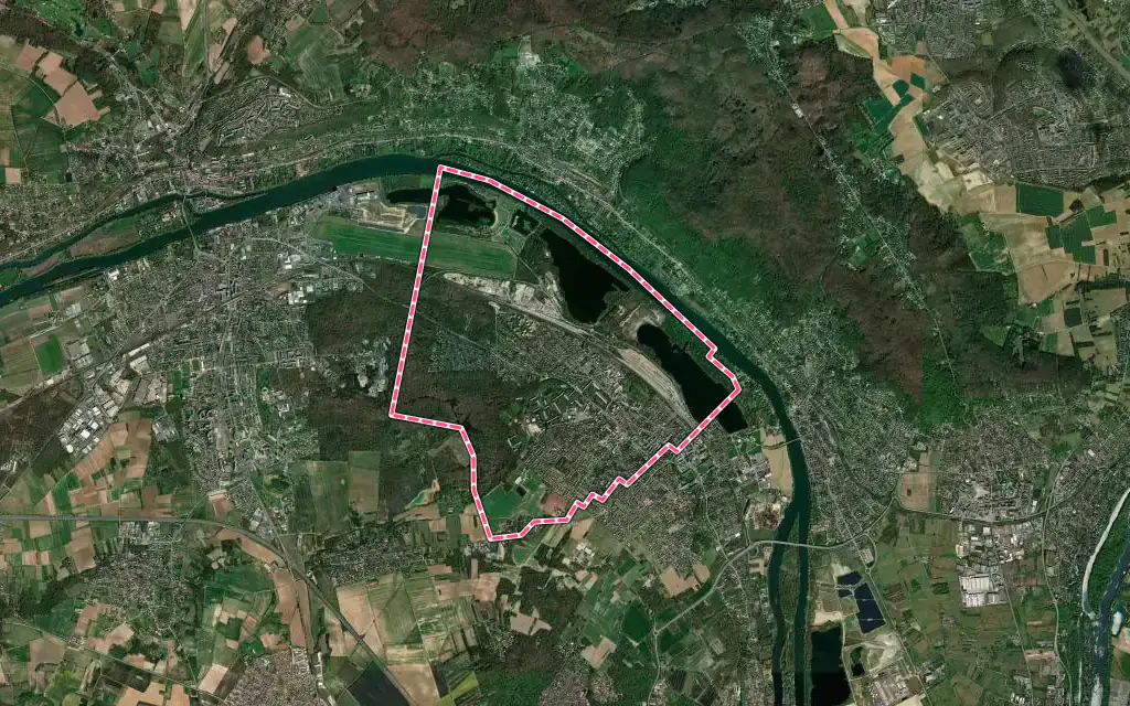 Vue satellite de Verneuil-sur-Seine avec ses contours administratifs