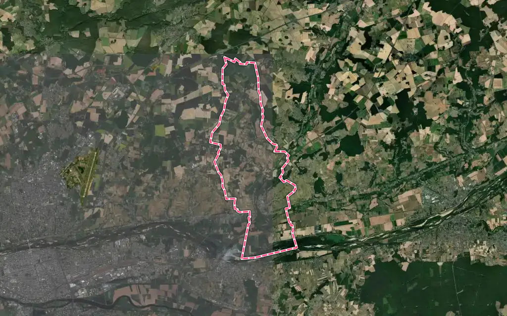 Vue satellite de Vernou-sur-Brenne avec ses contours administratifs