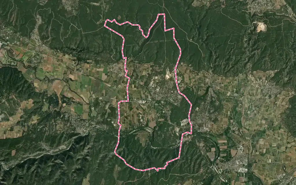 Vue satellite de Vers-Pont-du-Gard avec ses contours administratifs