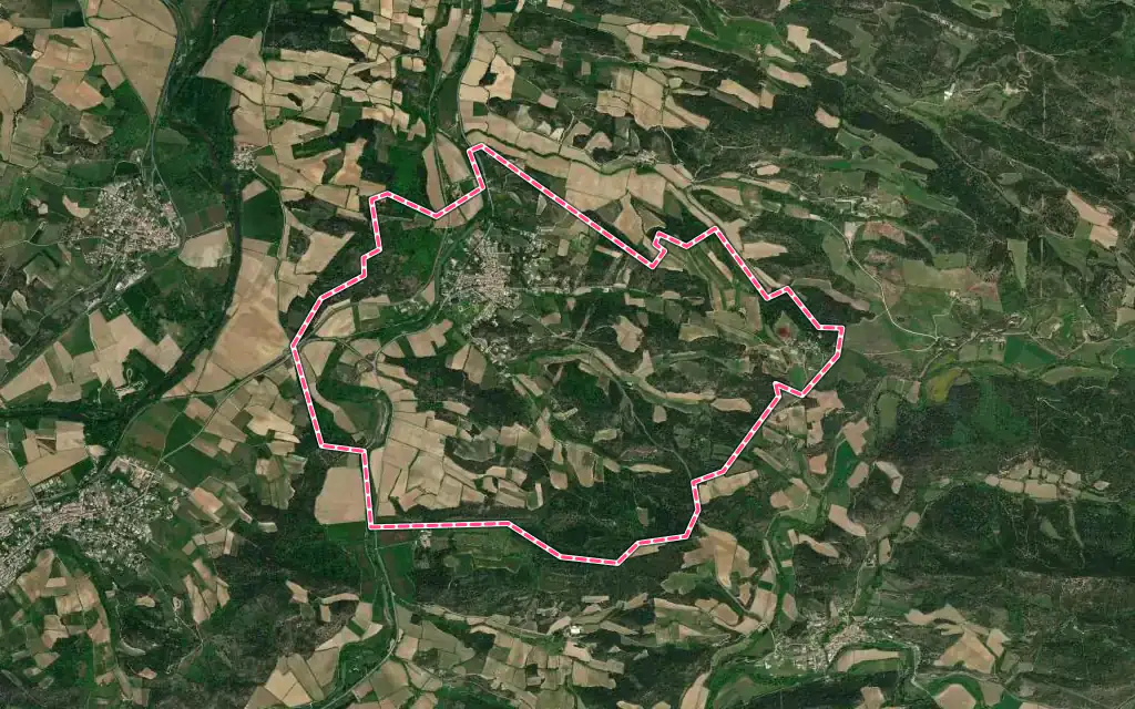 Vue satellite de Verzeille avec ses contours administratifs