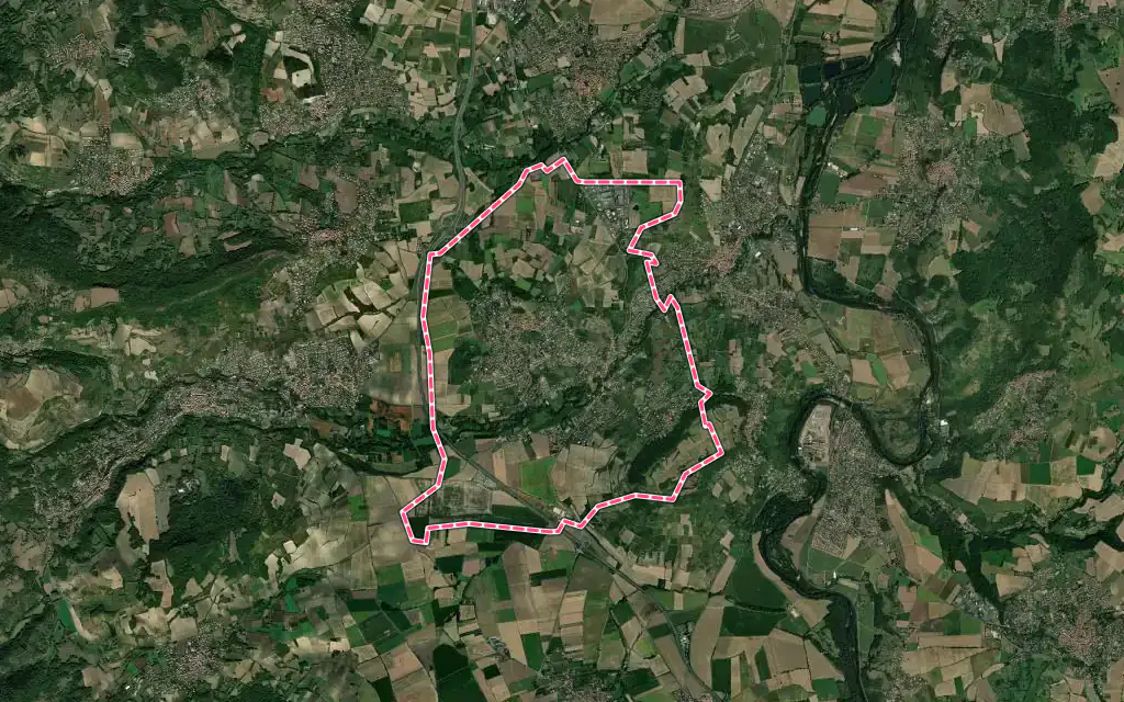 Vue satellite de Veyre-Monton avec ses contours administratifs