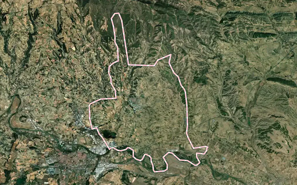 Vista satélite de Viana con su contorno administrativo