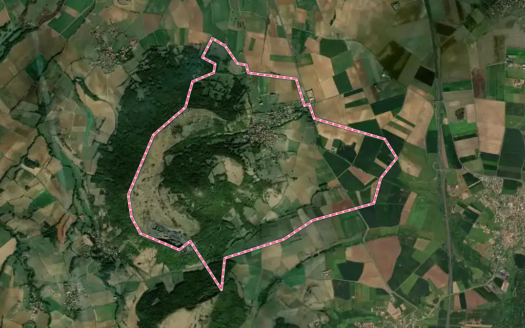 Vue satellite de Vichel avec ses contours administratifs