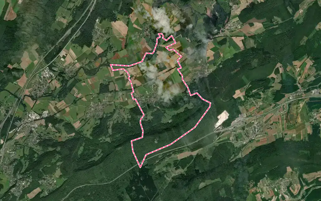 Vue satellite de Vieilley avec ses contours administratifs