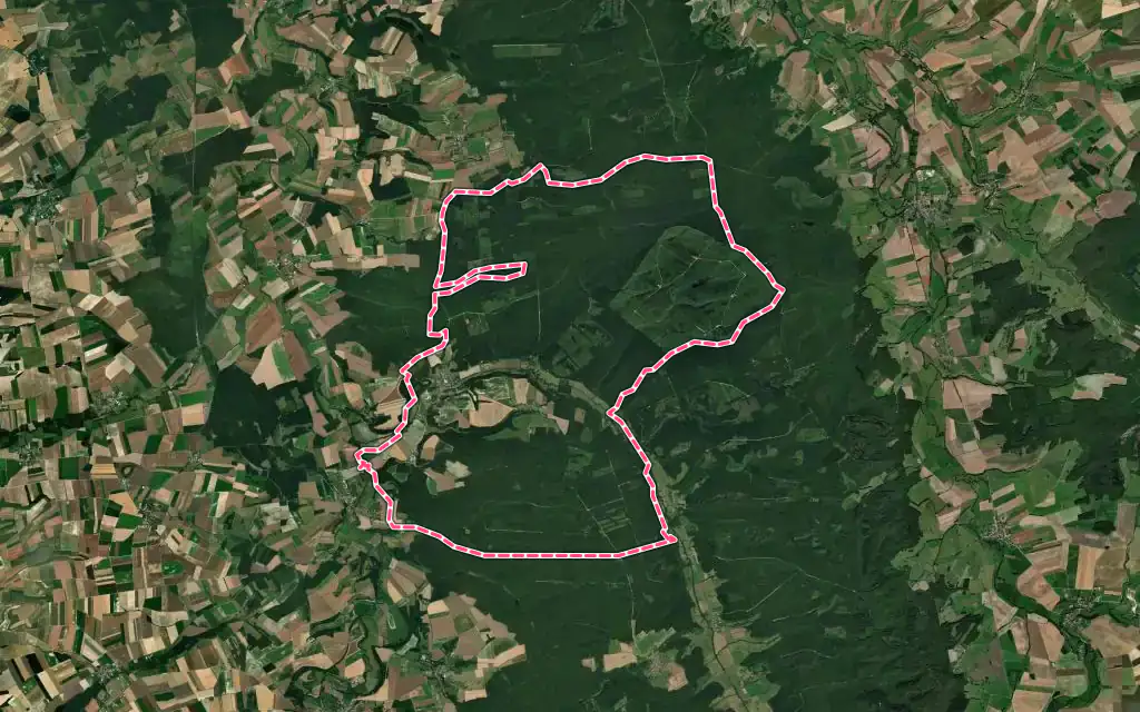 Vue satellite de Vienne-le-Château avec ses contours administratifs