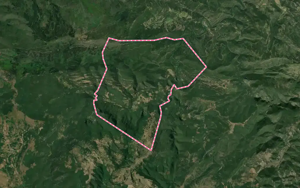 Vue satellite de Vignevieille avec ses contours administratifs