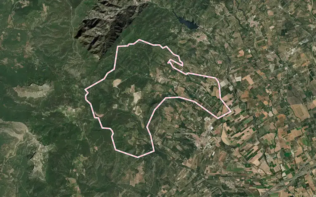 Vista satélite de Vilanova d'Escornalbou con su contorno administrativo
