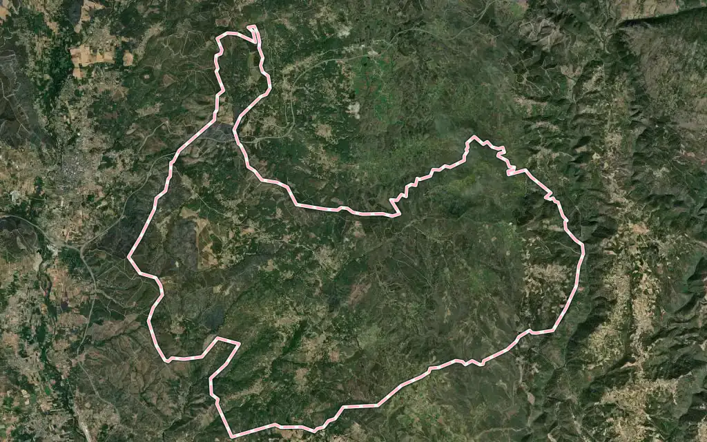 Vista satélite de Vilardevós con su contorno administrativo
