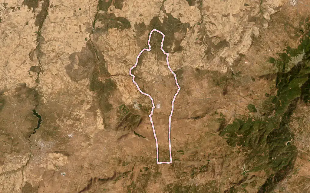 Vista satélite de Villacastín con su contorno administrativo