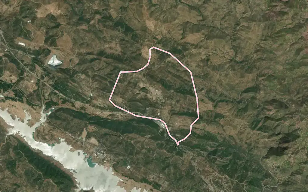 Vista satélite de Villaharta con su contorno administrativo