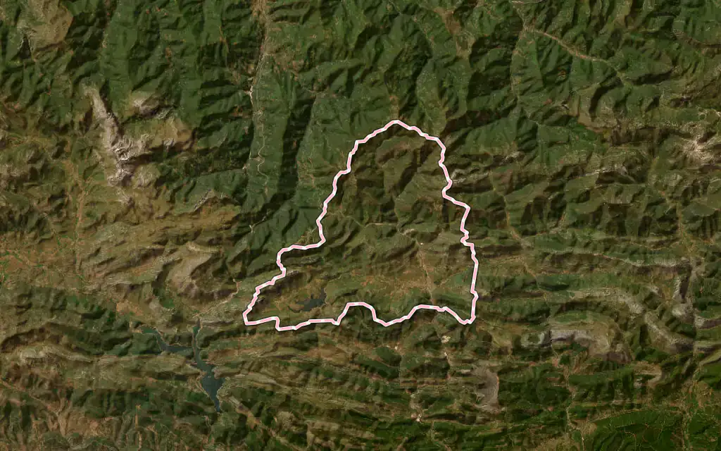 Vista satélite de Villamanín con su contorno administrativo