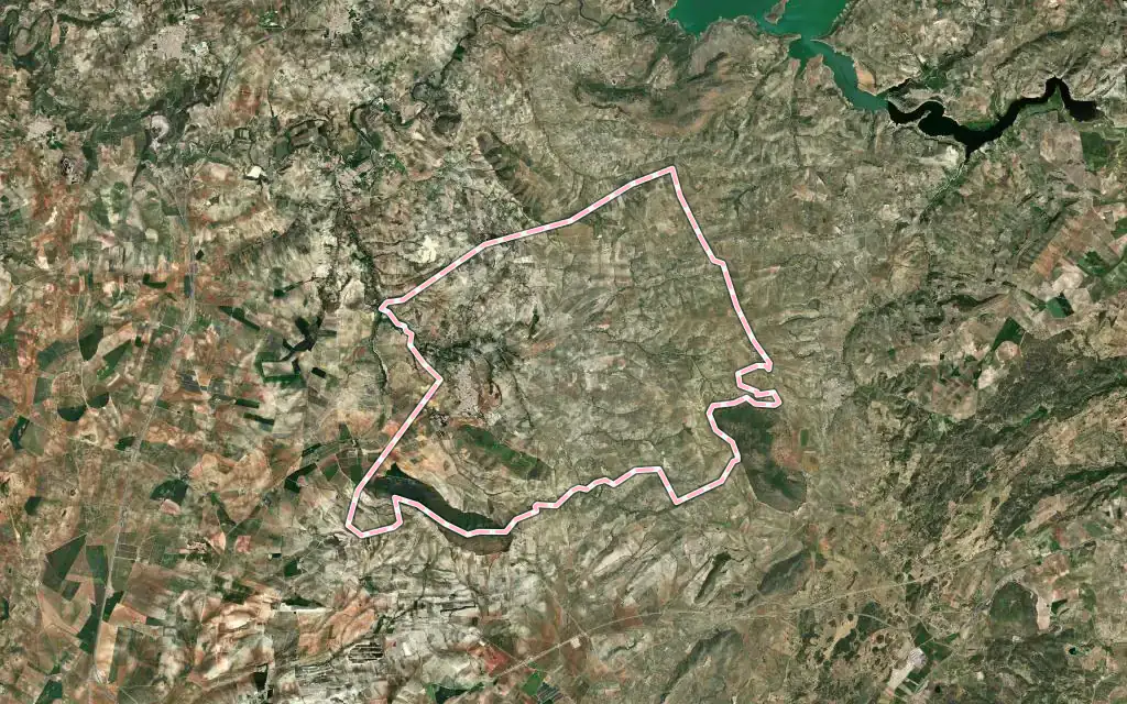 Vista satélite de Villanueva de Algaidas con su contorno administrativo